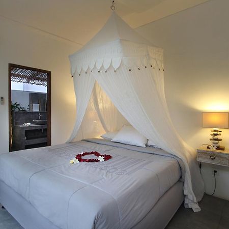 Villa Tinn Tamm By Optimum Bali Villas Seminyak Eksteriør billede